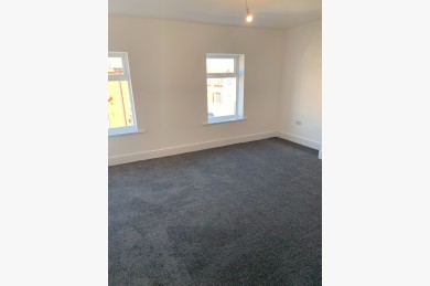 2 Bedroom Mid Terraced House - Bed13